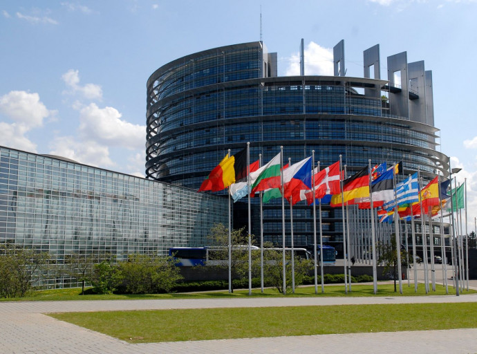 Utvorenie volebných okrskov a určenie volebných miestností pre voľby do Európskeho parlamentu
