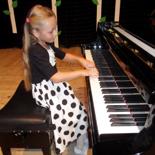 Terézia Zajacová a jej 1. miesto na klavírnej súťaži s medzinárodnou účasťou