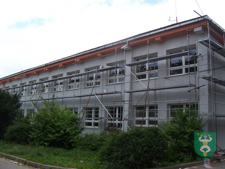 ZŠ s MŠ s novou fasádou 4