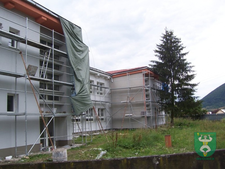 ZŠ s MŠ s novou fasádou 3