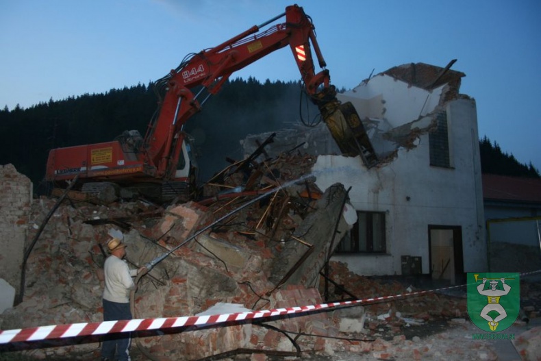 Lidl + zbrojnica 23
