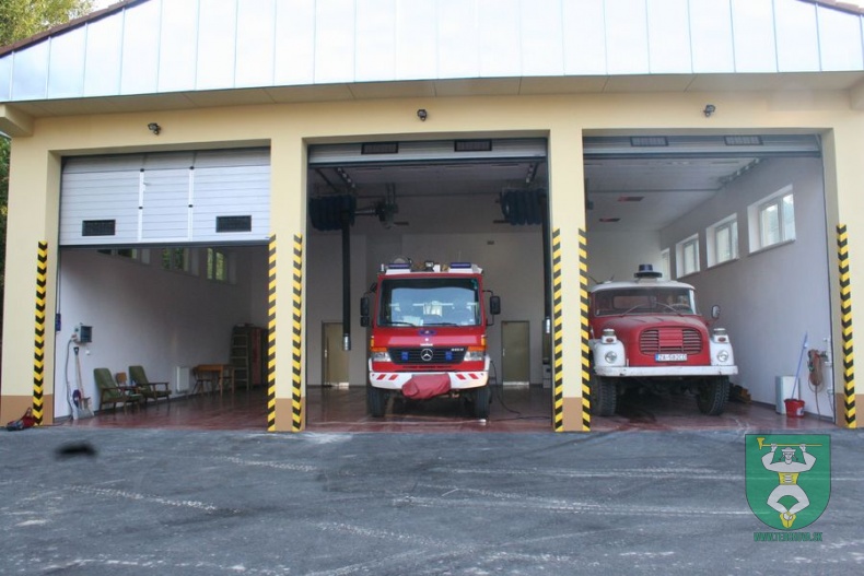 Lidl + zbrojnica 25