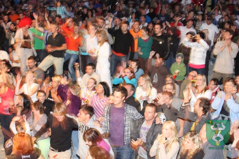 Kalinka & Desmod 178