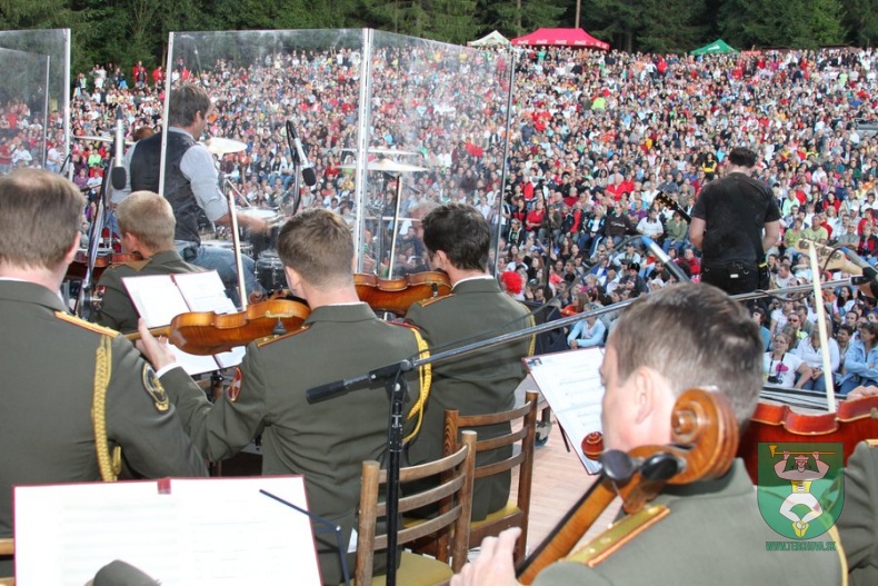 Kalinka & Desmod 126