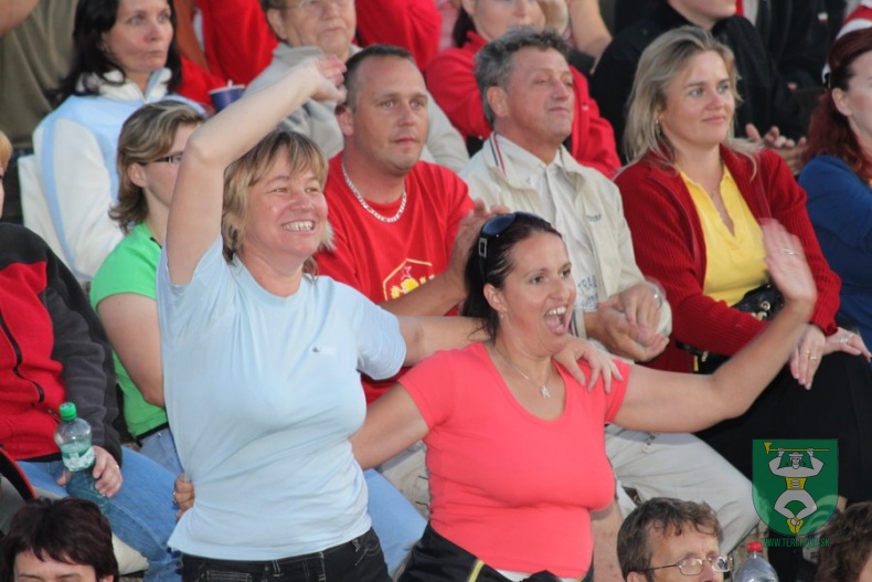 Kalinka & Desmod 144