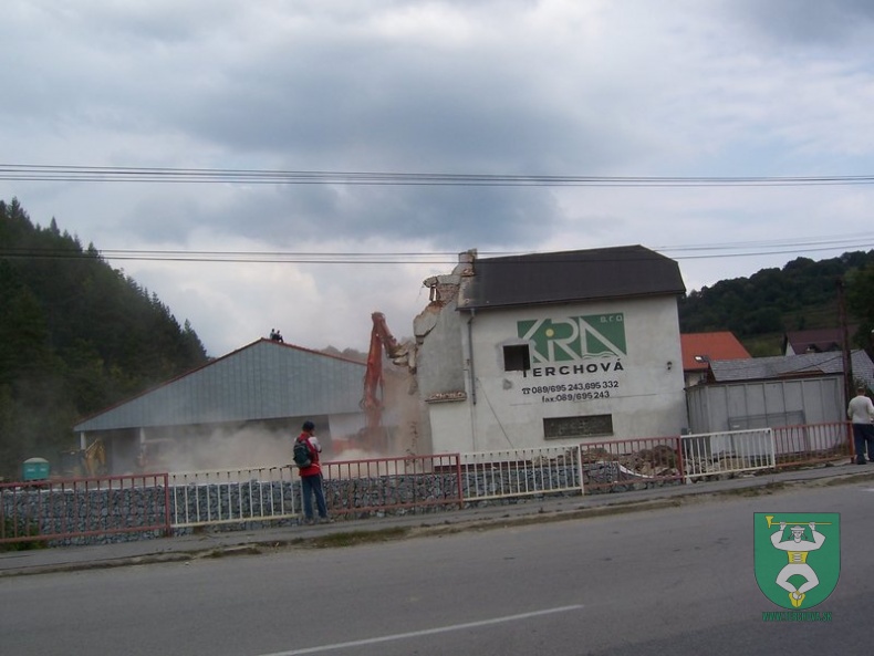 Búranie požiarnej zbrojnice 2