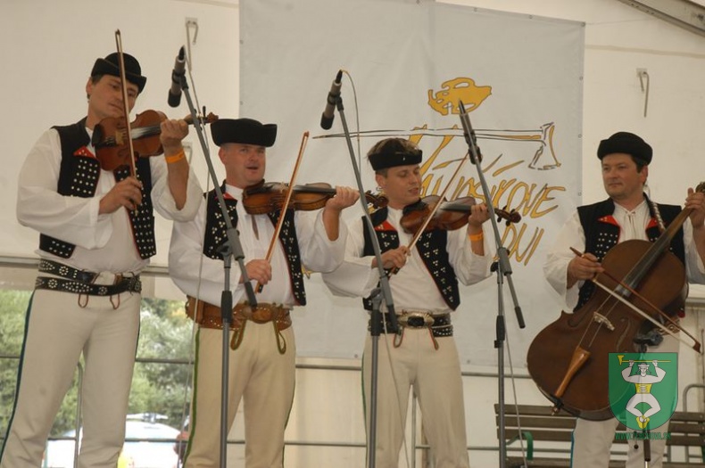 Verní terchovským tradíciam 30