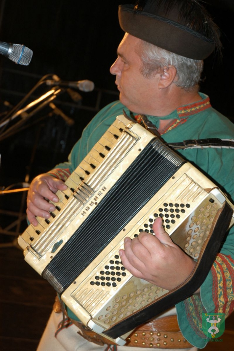 Verní terchovským tradíciam 27