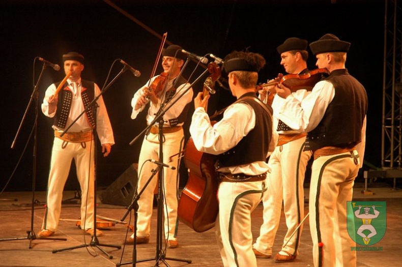 Verní terchovským tradíciam 34