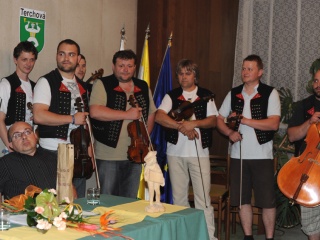 CMD 2010 25