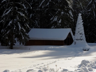 Terchovú prikryla biela perina-10