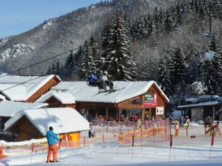 Terchovú prikryla biela perina-7