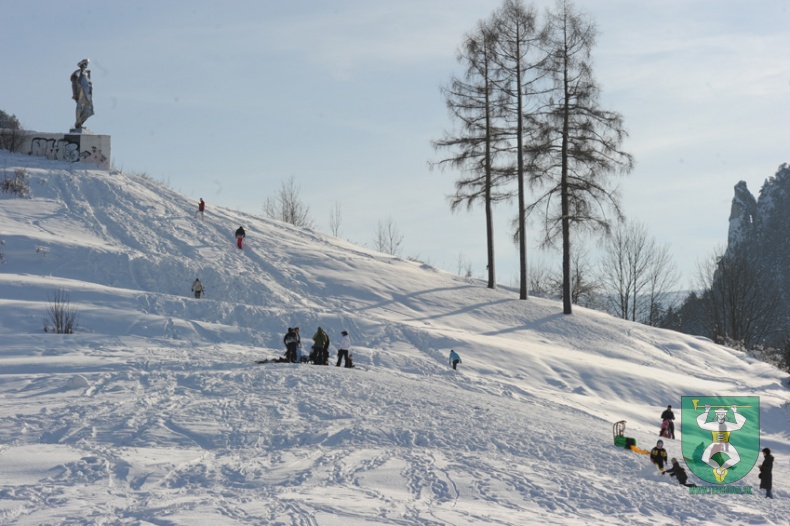 Terchovú prikryla biela perina-15