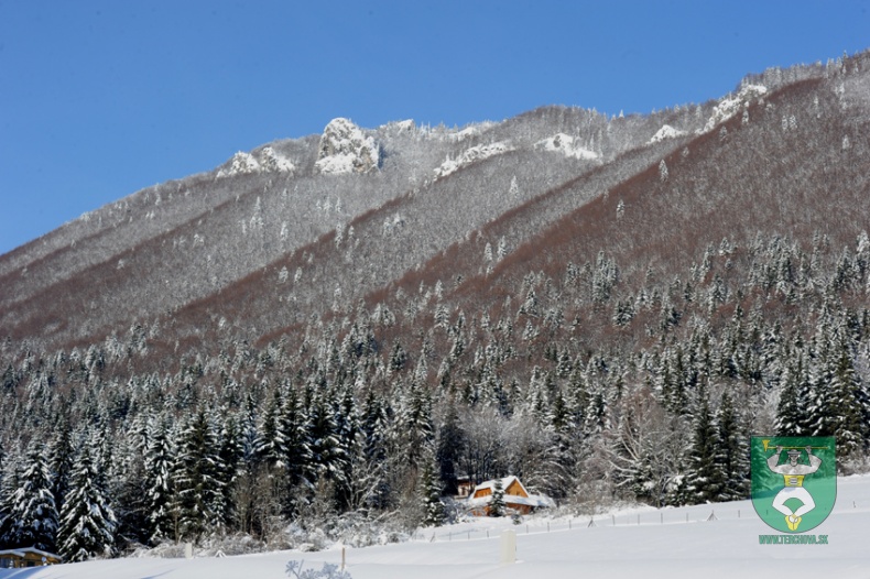 Terchovú prikryla biela perina-2