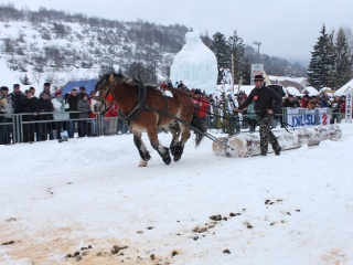 Preteky gazdovských koní-147