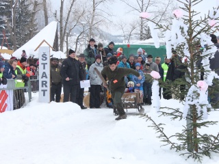 Preteky gazdovských koní-100