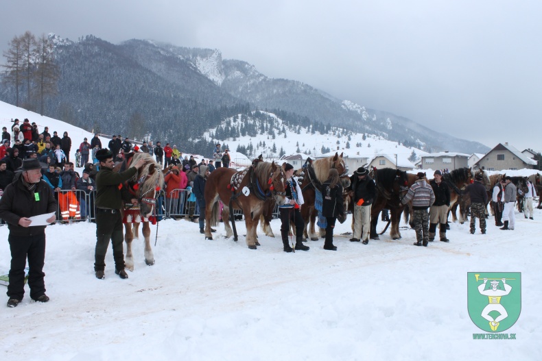 Preteky gazdovských koní-127