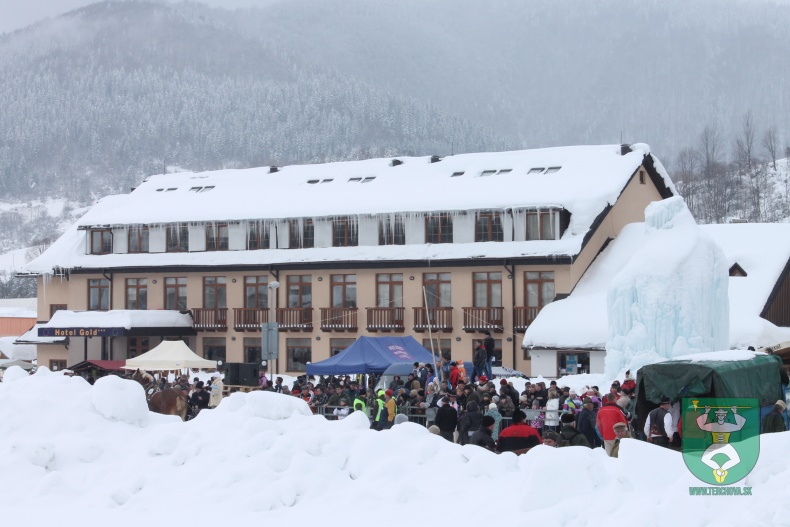 Preteky gazdovských koní-73