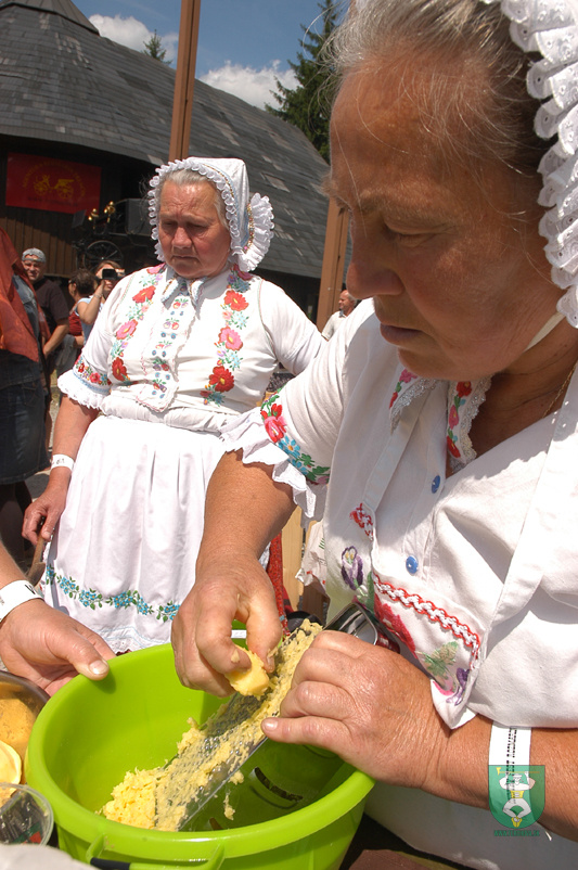 MS vo varení a jedení bryndzových halušiek 2012-28