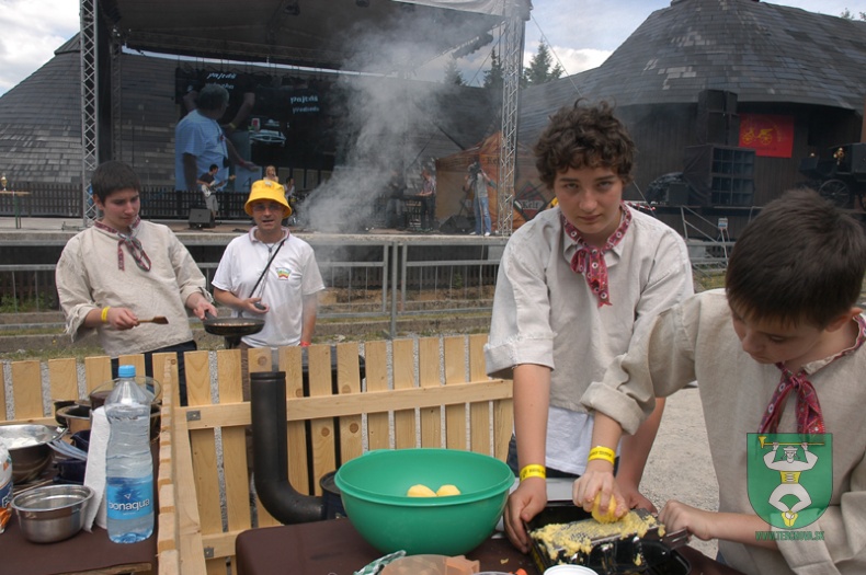 MS vo varení a jedení bryndzových halušiek 2012-6