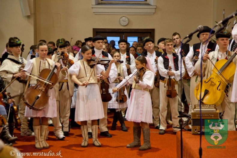 Jasličková pobožnosť 2012-44