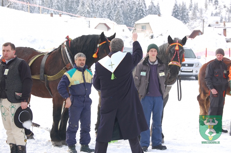 Preteky gazdovských koní 2013-9