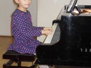 Klaviristi ZUŠ L. Árvaya-5