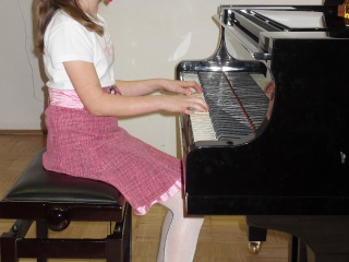 Klaviristi ZUŠ L. Árvaya-7