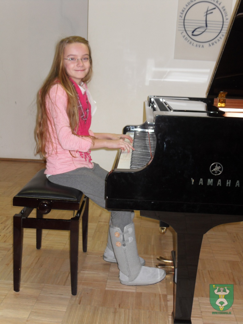 Klaviristi ZUŠ L. Árvaya-9