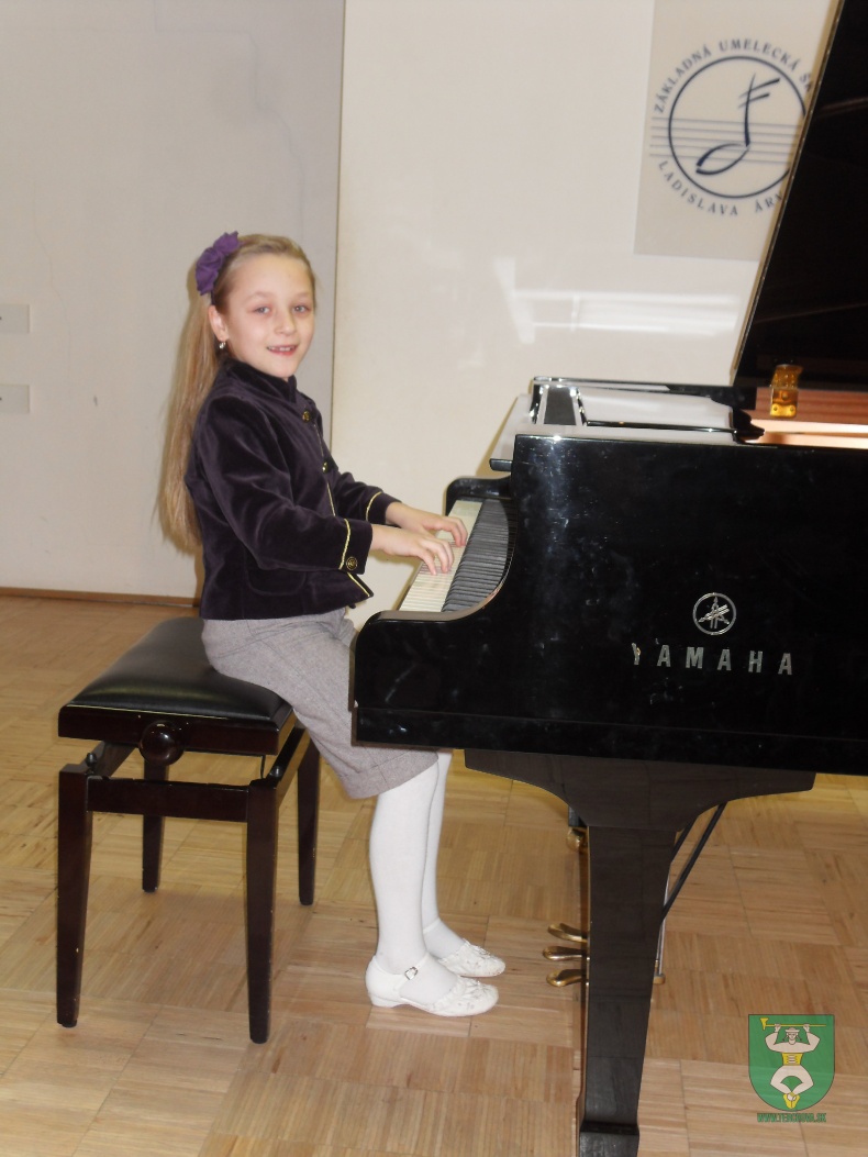 Klaviristi ZUŠ L. Árvaya-8