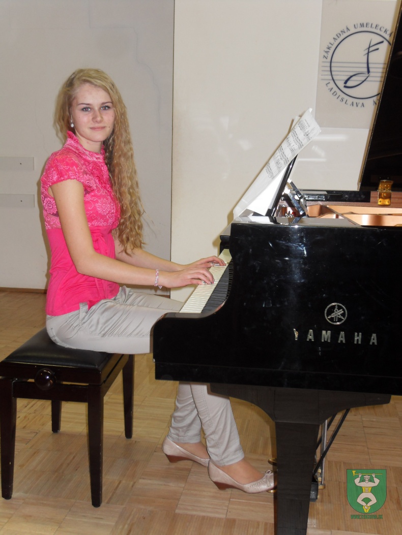Klaviristi ZUŠ L. Árvaya-2