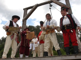 Medzinárodné stretnutie zbojníkov-22