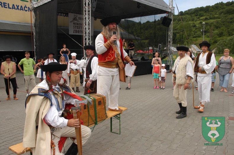 Medzinárodné stretnutie zbojníkov-19
