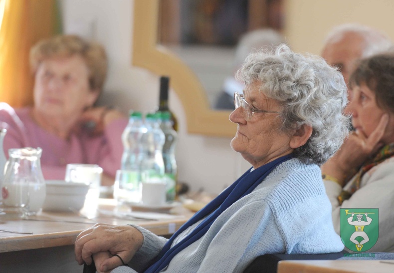 Úcta k starším 2013-5