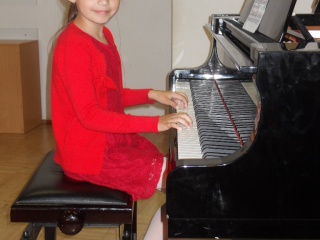 Triedny koncert klaviristov-7