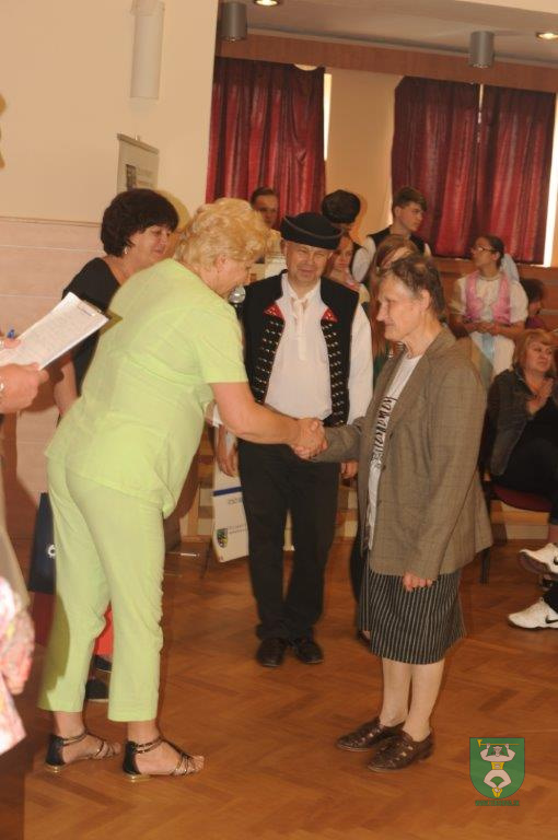 Babka varila a radila-14