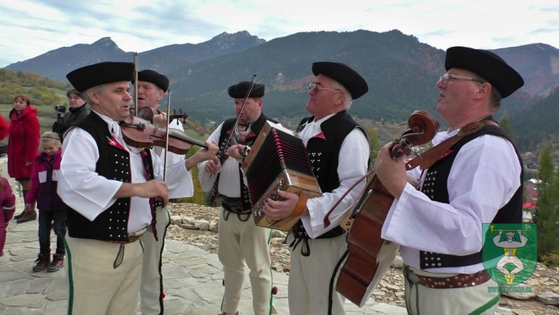 Rozhľadňa – Terchovské srdce-32