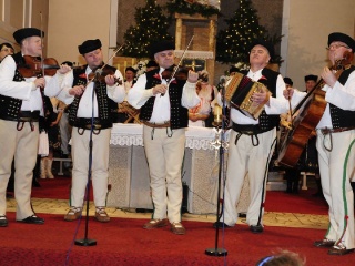 Jasličková pobožnosť 2015-27