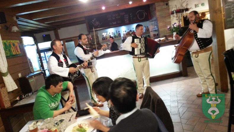 Veľvyslankyňa z Vietnamu v Terchovej-5