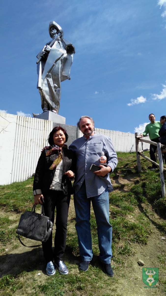 Veľvyslankyňa z Vietnamu v Terchovej-2