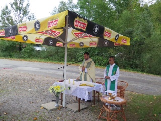 Kríž u Holúbkov-22