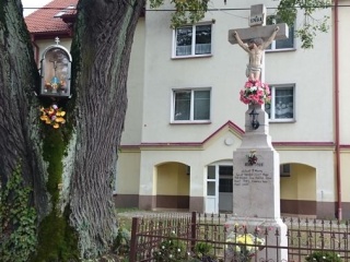 Kríž u Holúbkov-13