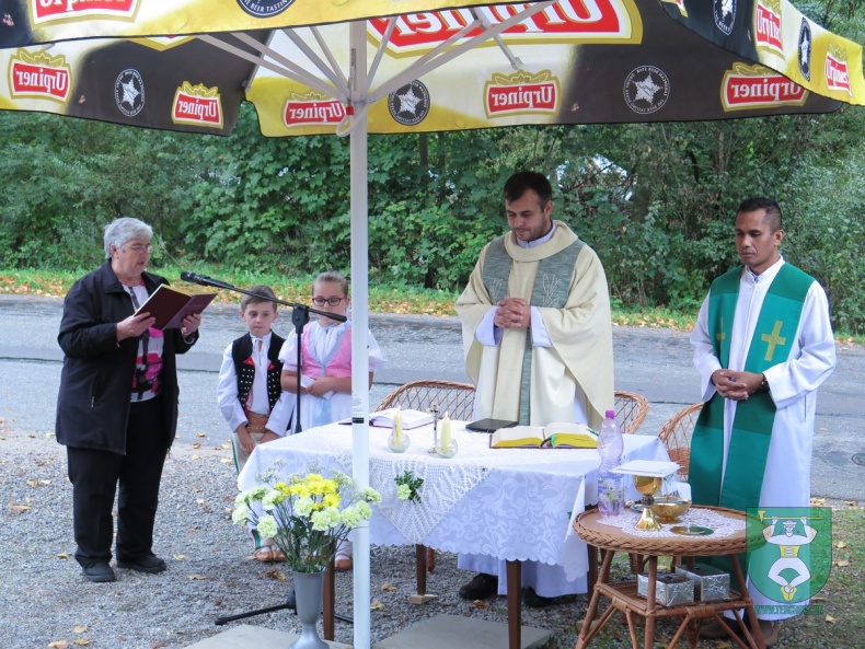 Kríž u Holúbkov-32