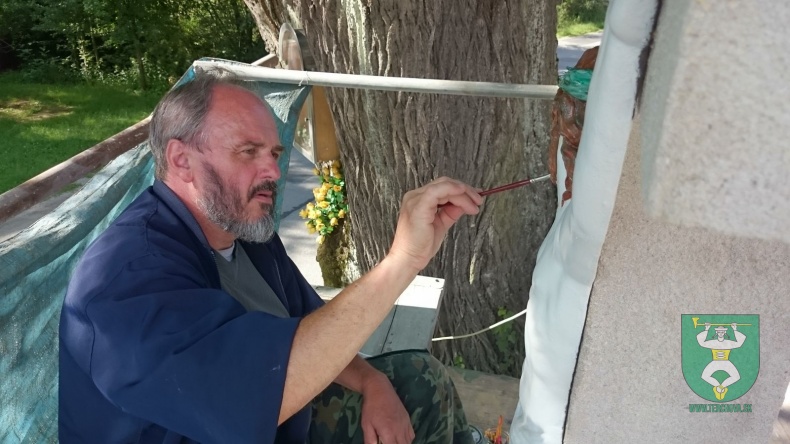 Kríž u Holúbkov-4