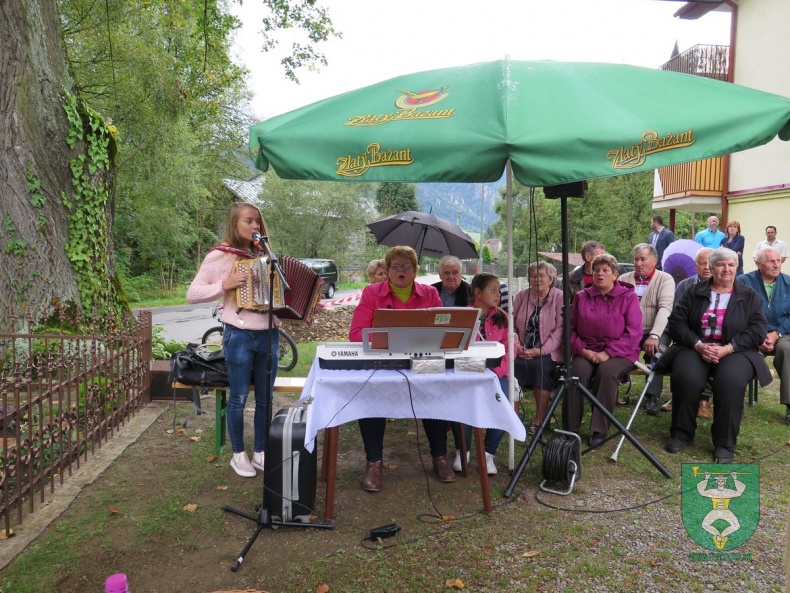 Kríž u Holúbkov-35