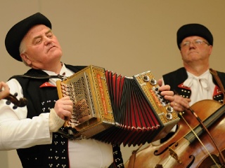 Rodáci rodákom alebo Dlaňové priznanie-81