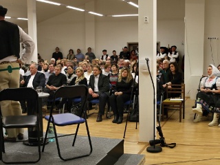 Rodáci rodákom alebo Dlaňové priznanie-6