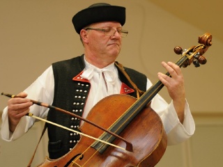 Rodáci rodákom alebo Dlaňové priznanie-82