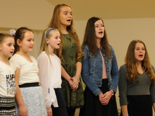 Rodáci rodákom alebo Dlaňové priznanie-57