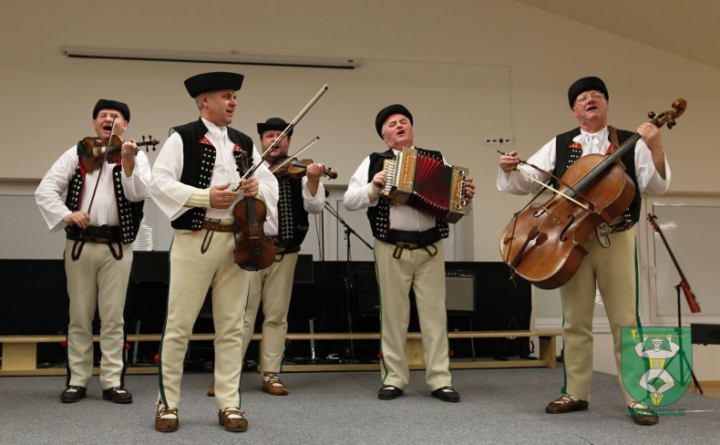 Rodáci rodákom alebo Dlaňové priznanie-28